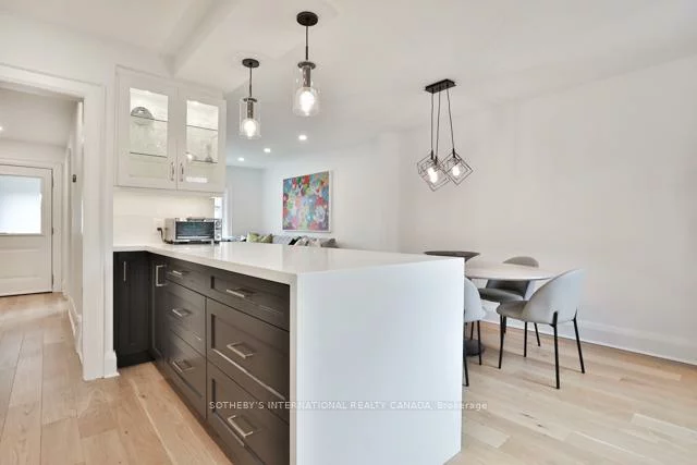 64, Robina, Oakwood Village, Toronto