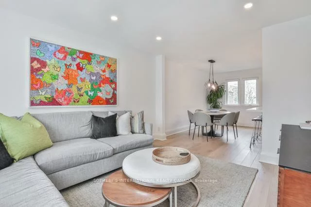 64, Robina, Oakwood Village, Toronto