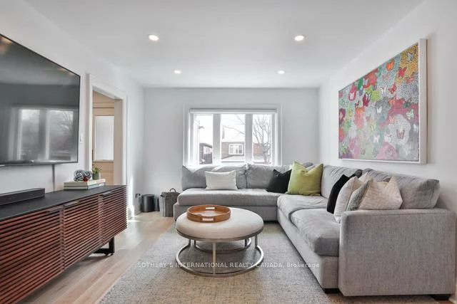 64, Robina, Oakwood Village, Toronto