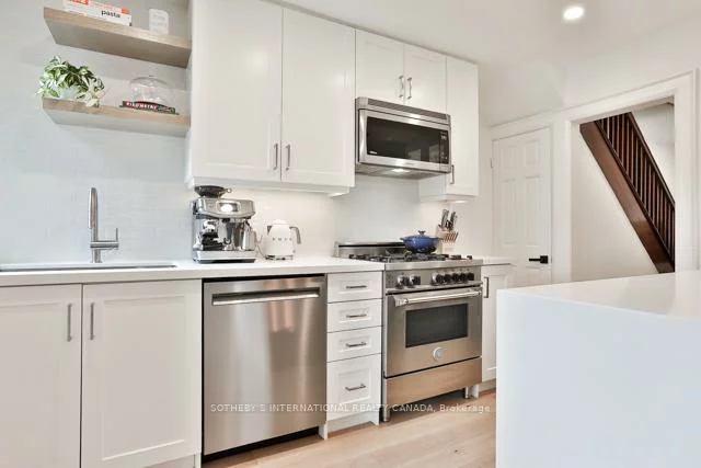 64, Robina, Oakwood Village, Toronto