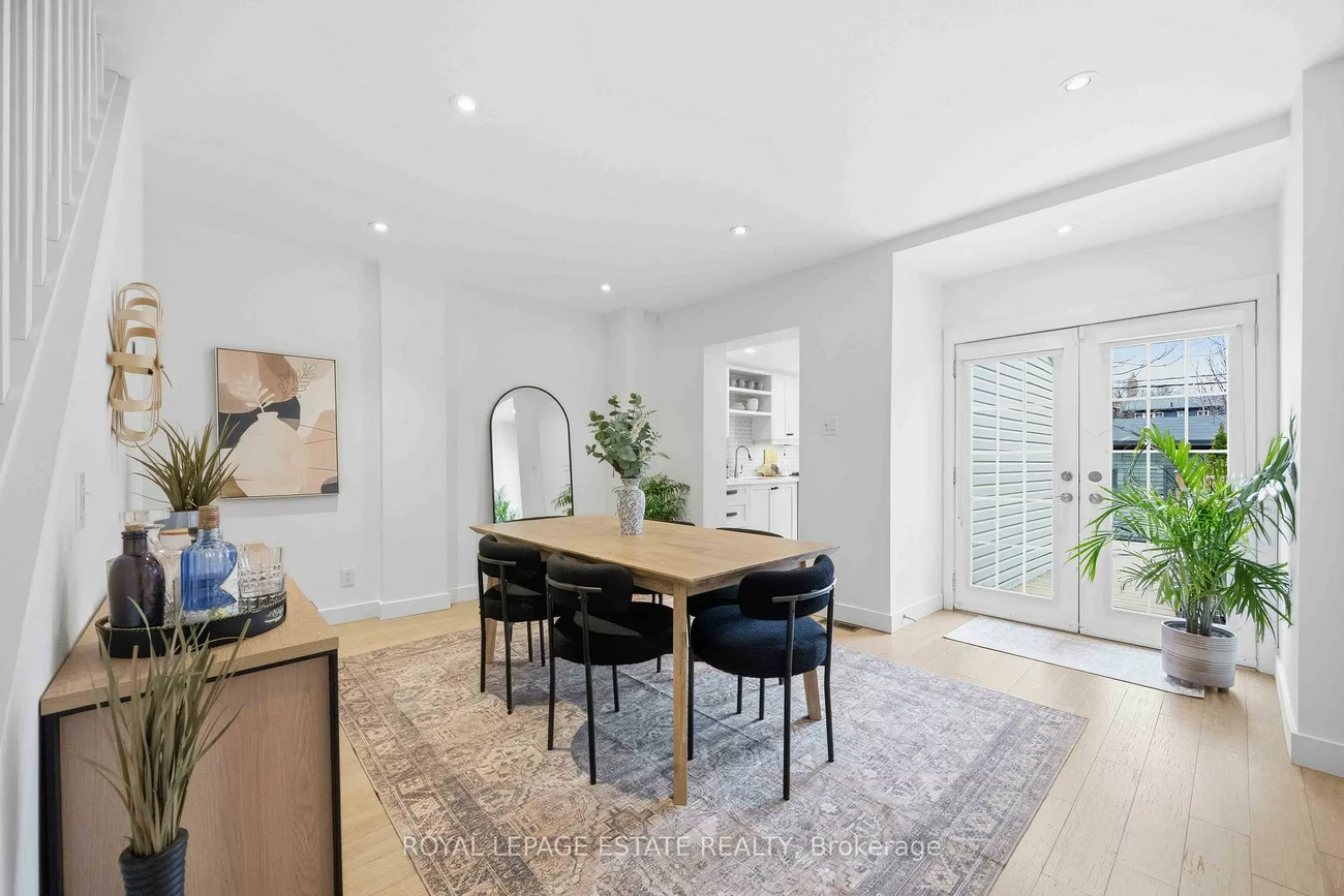 38, Kenwood, Humewood-Cedarvale, Toronto