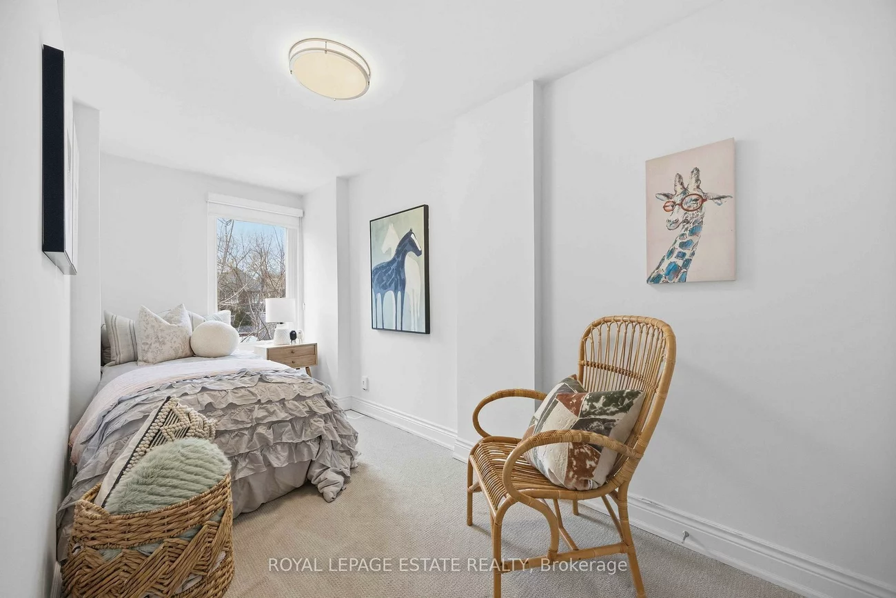 38, Kenwood, Humewood-Cedarvale, Toronto