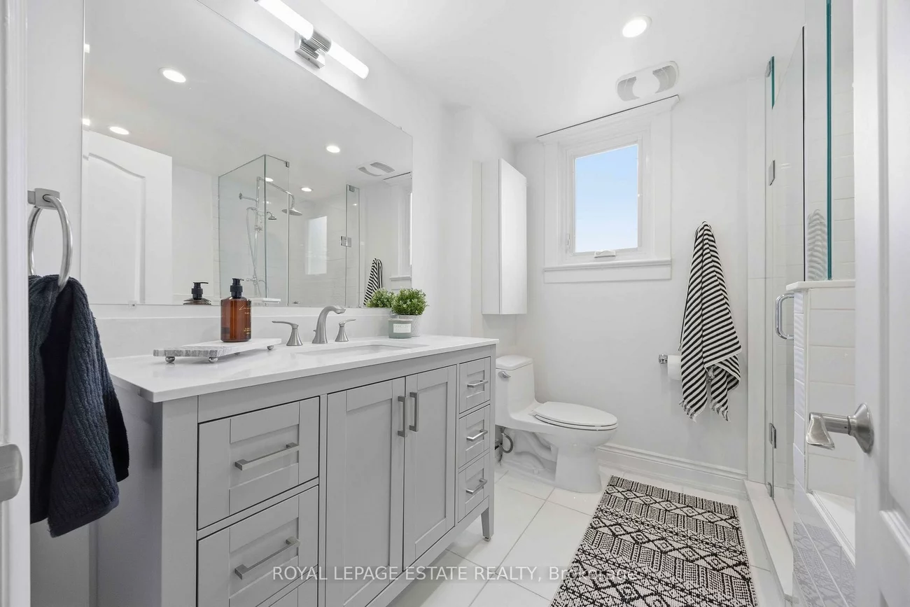 38, Kenwood, Humewood-Cedarvale, Toronto