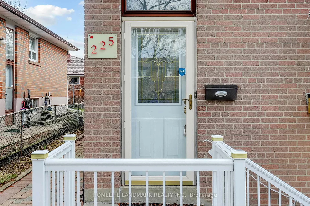 225, Pineway, Bayview Woods-Steeles, Toronto