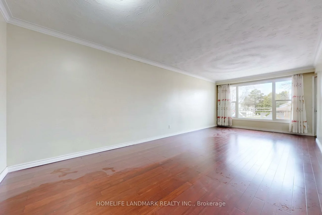 225, Pineway, Bayview Woods-Steeles, Toronto