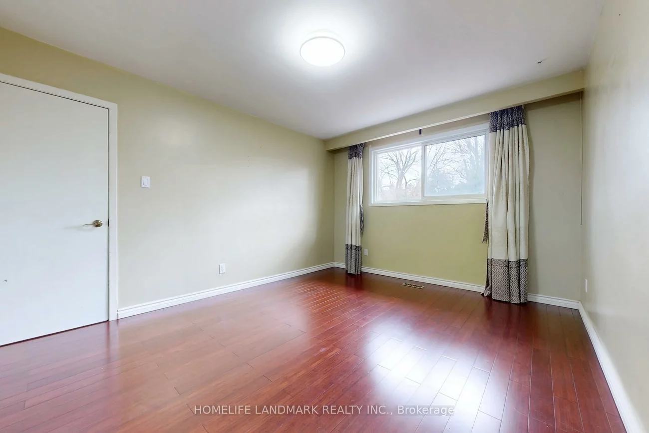 225, Pineway, Bayview Woods-Steeles, Toronto