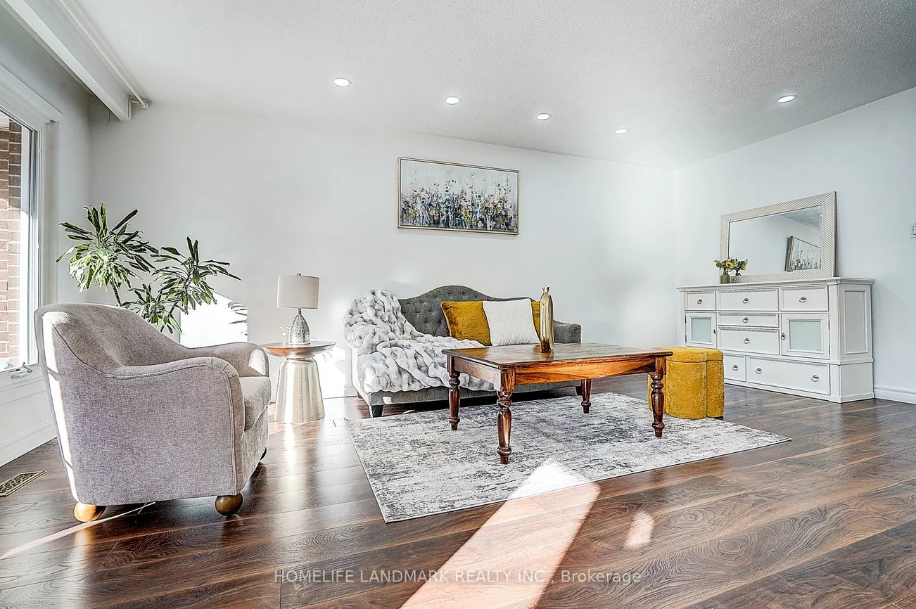 104, Tanjoe, Newtonbrook West, Toronto