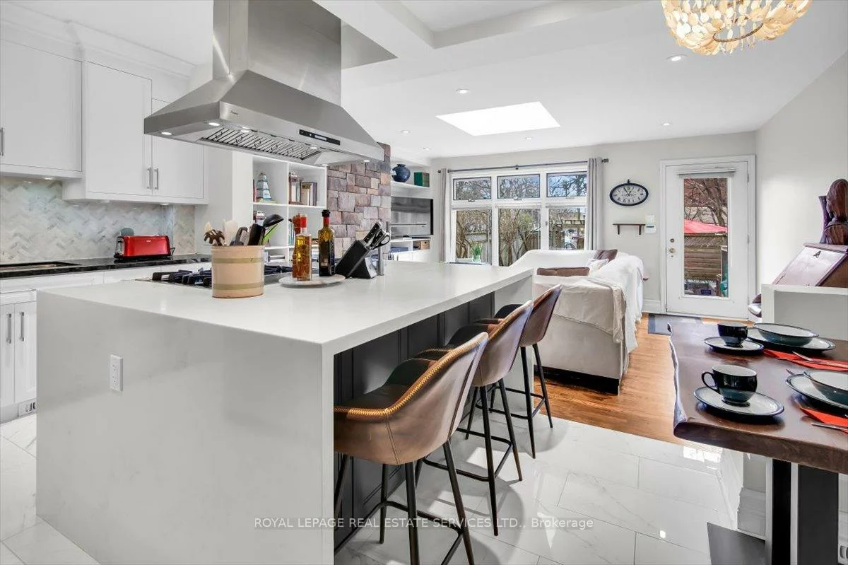 239, Heath, Rosedale-Moore Park, Toronto