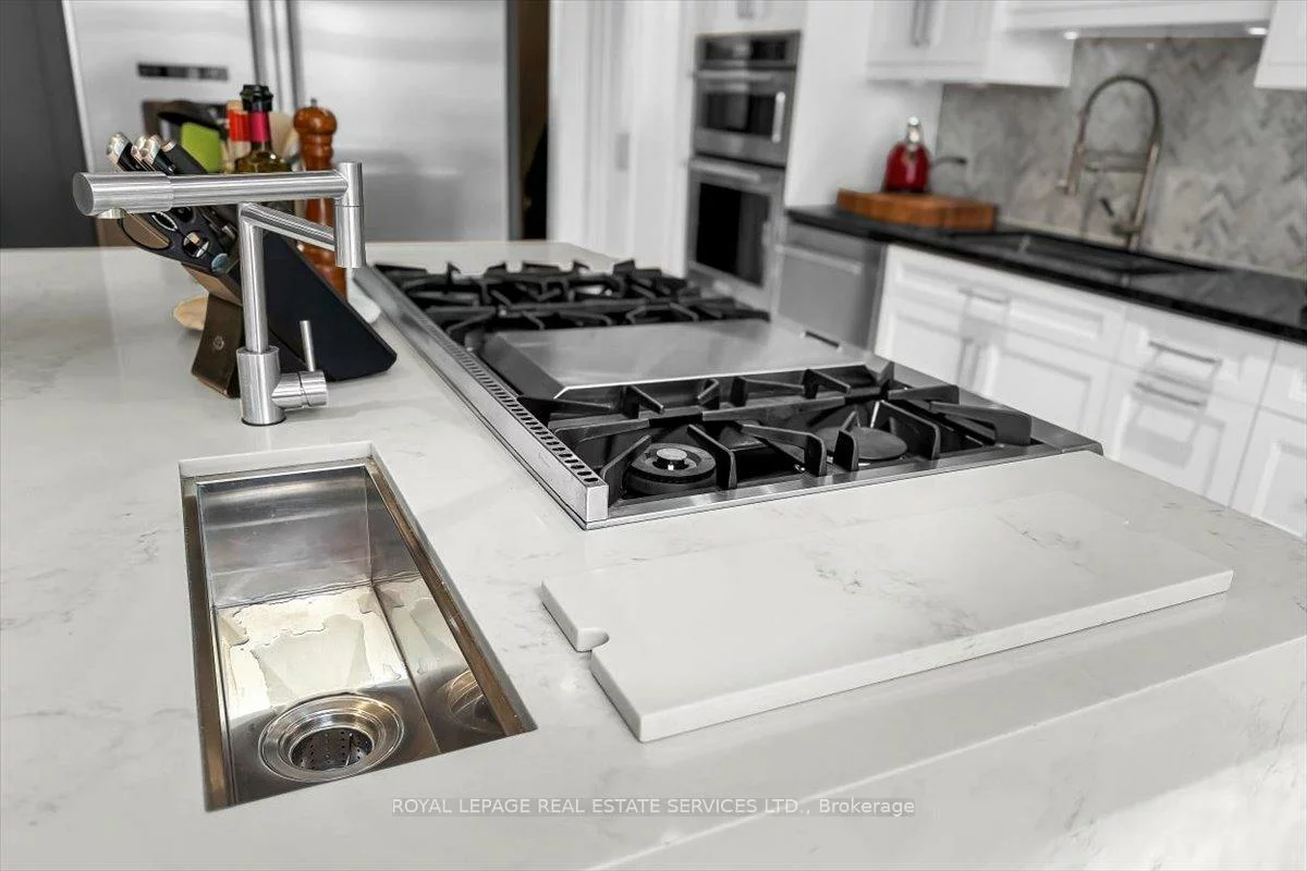 239, Heath, Rosedale-Moore Park, Toronto