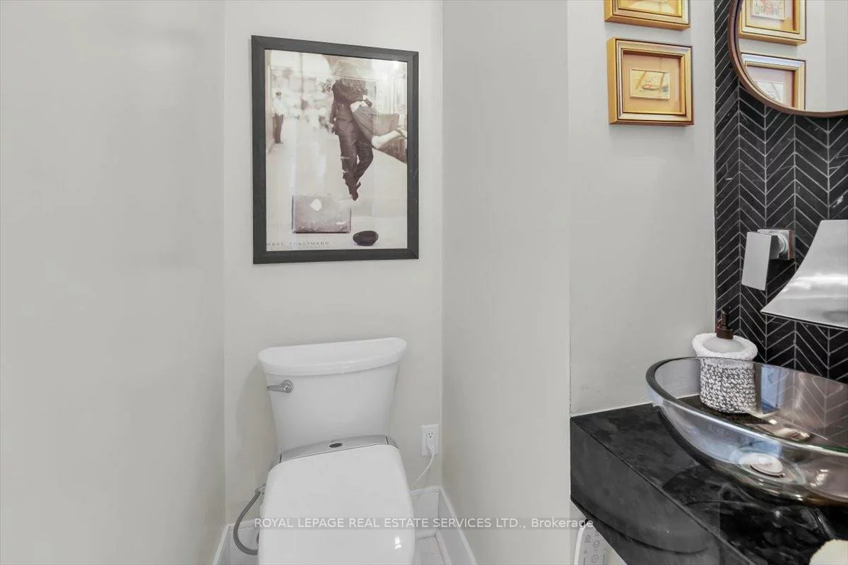 239, Heath, Rosedale-Moore Park, Toronto