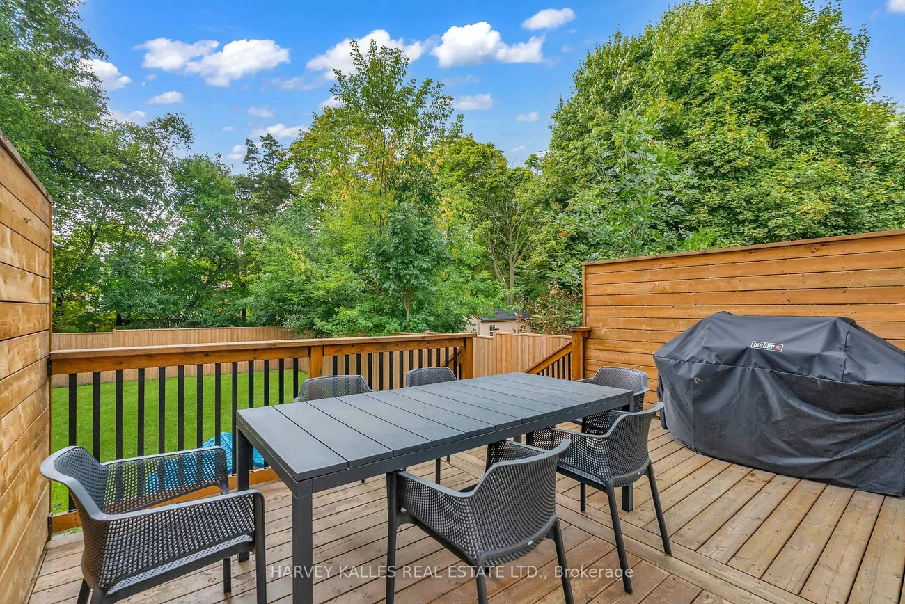 32, Almont, Clanton Park, Toronto