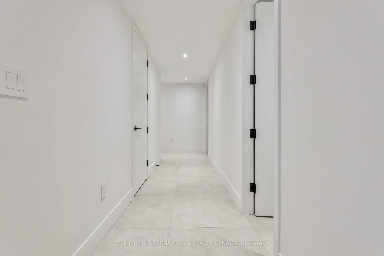 108, Stratford, Bridle Path-Sunnybrook-York Mills, Toronto