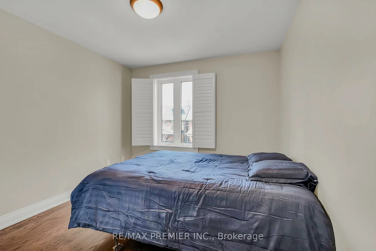 215, Grace, Palmerston-Little Italy, Toronto