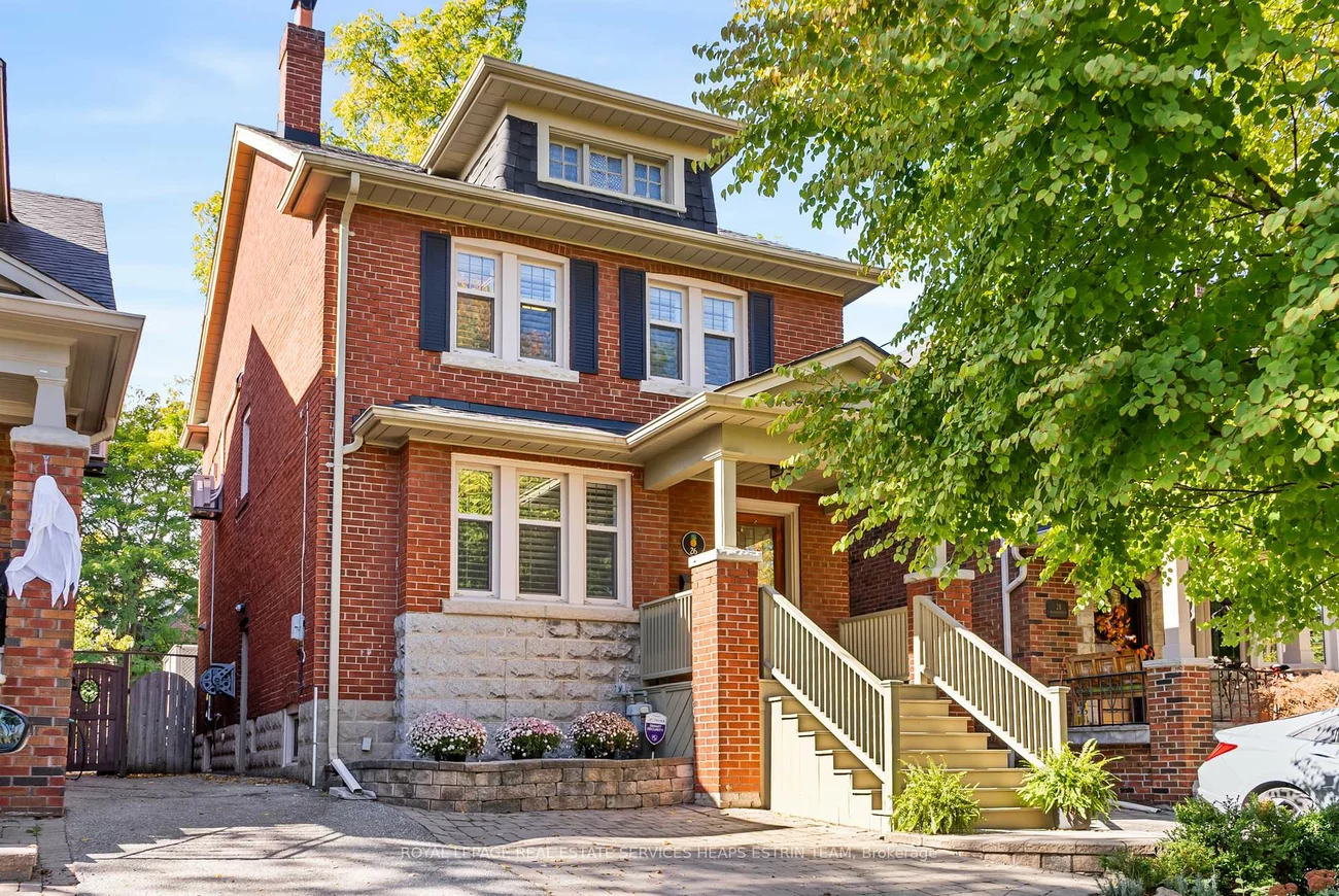 26, MacNaughton, Leaside, Toronto
