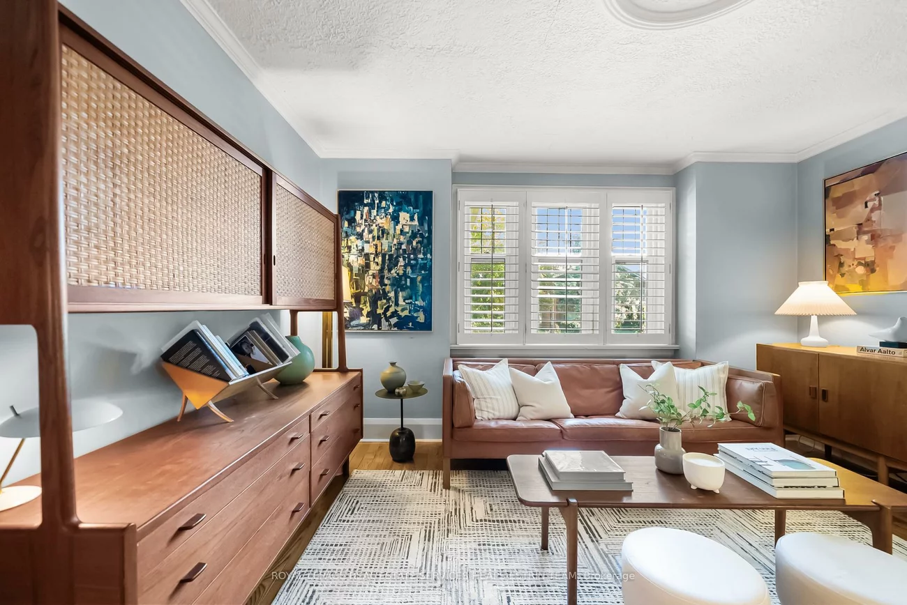 26, MacNaughton, Leaside, Toronto