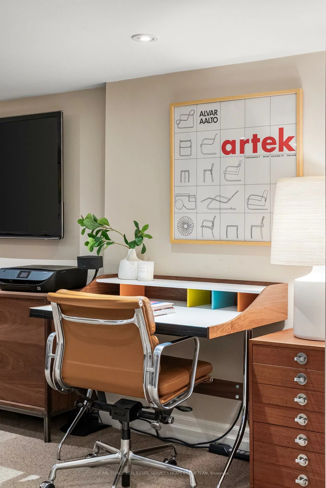 26, MacNaughton, Leaside, Toronto