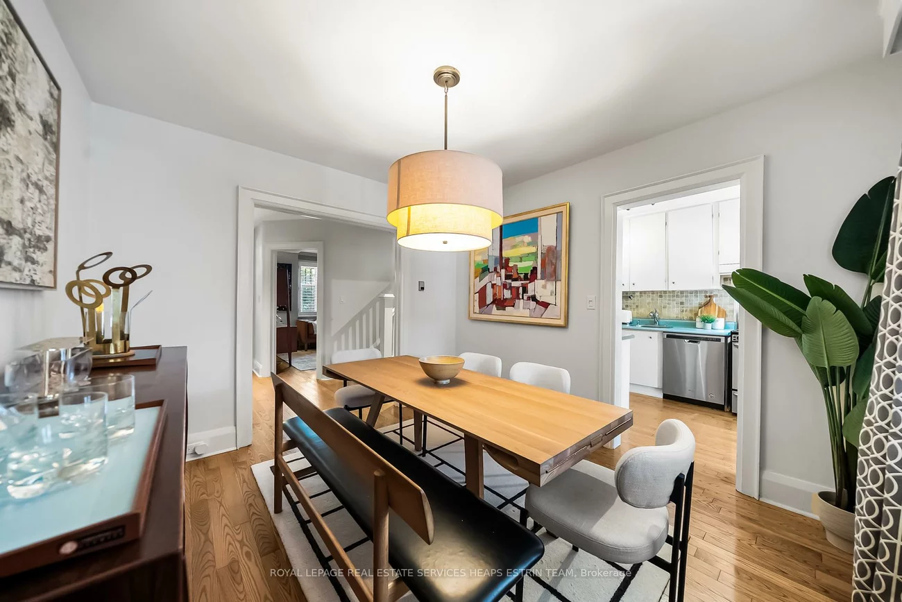 26, MacNaughton, Leaside, Toronto