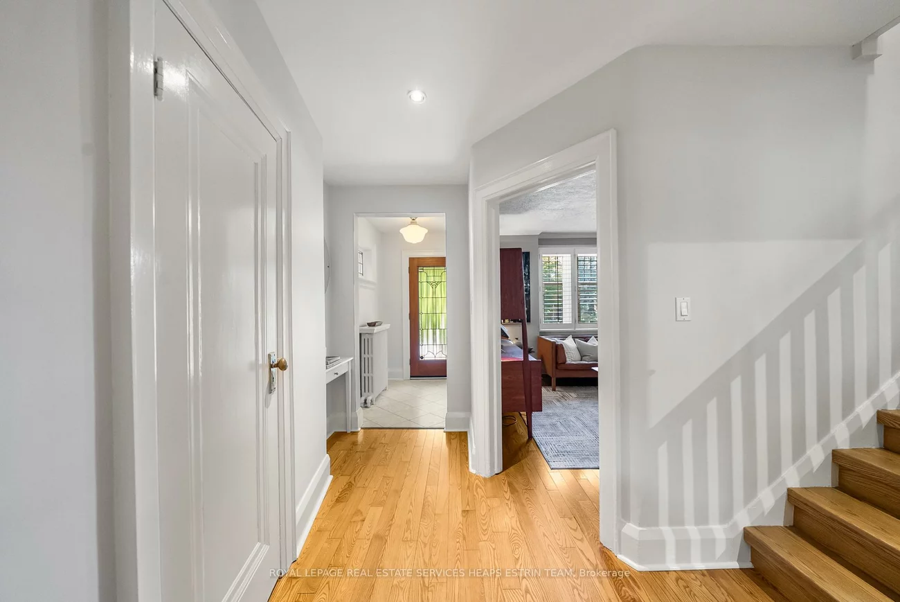 26, MacNaughton, Leaside, Toronto