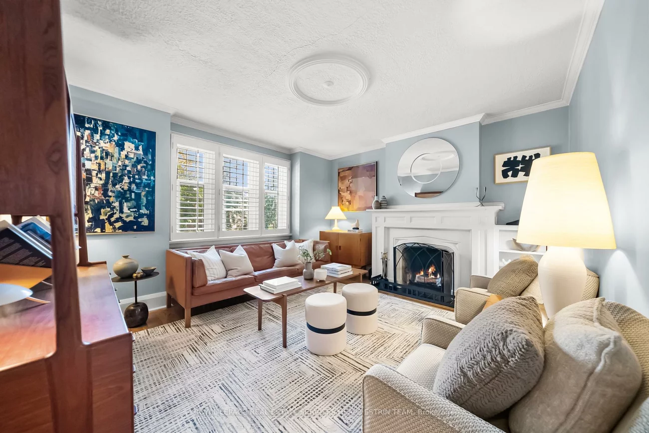 26, MacNaughton, Leaside, Toronto