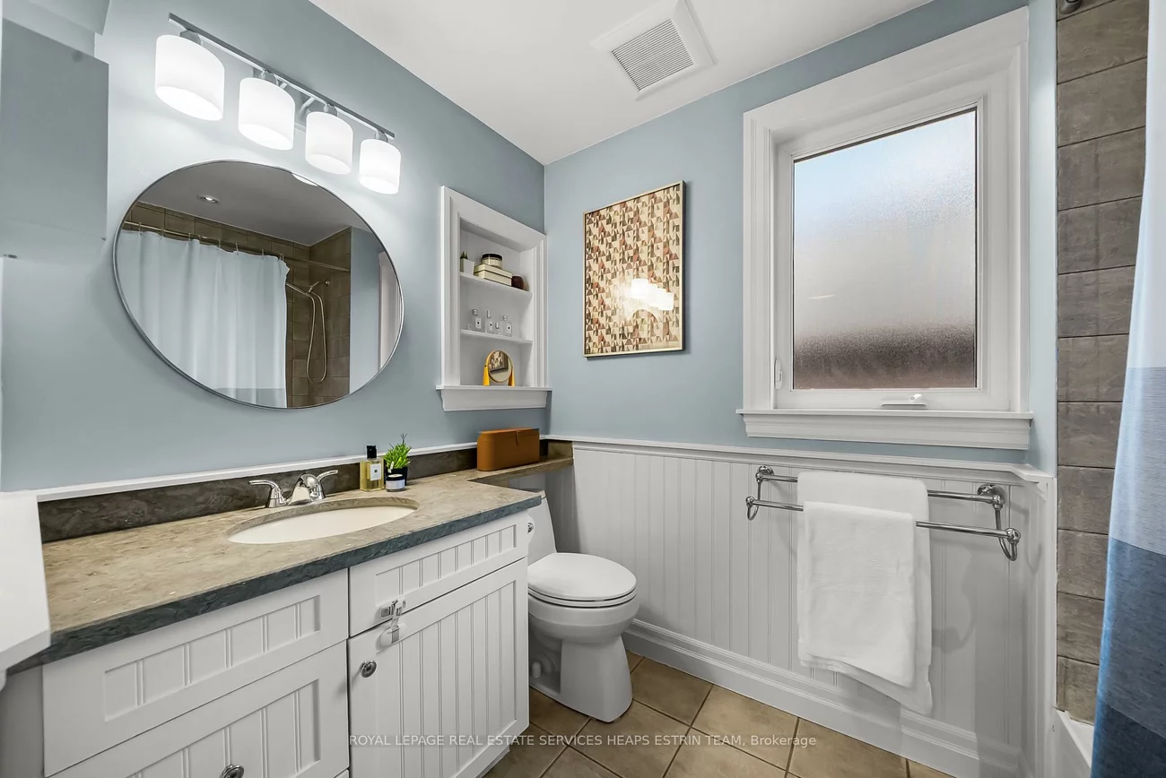 26, MacNaughton, Leaside, Toronto