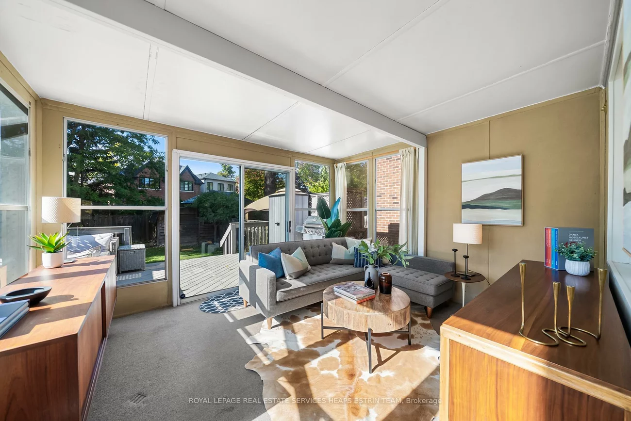 26, MacNaughton, Leaside, Toronto