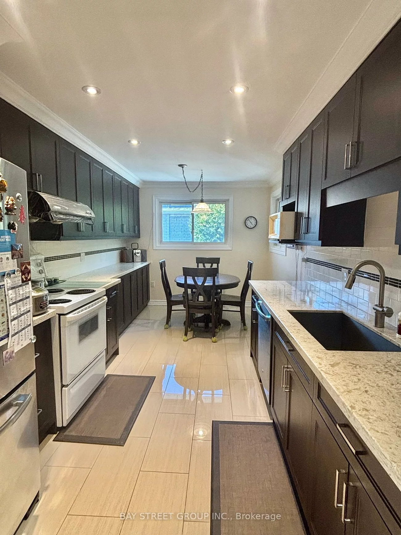 43, Appian, Bayview Village, Toronto