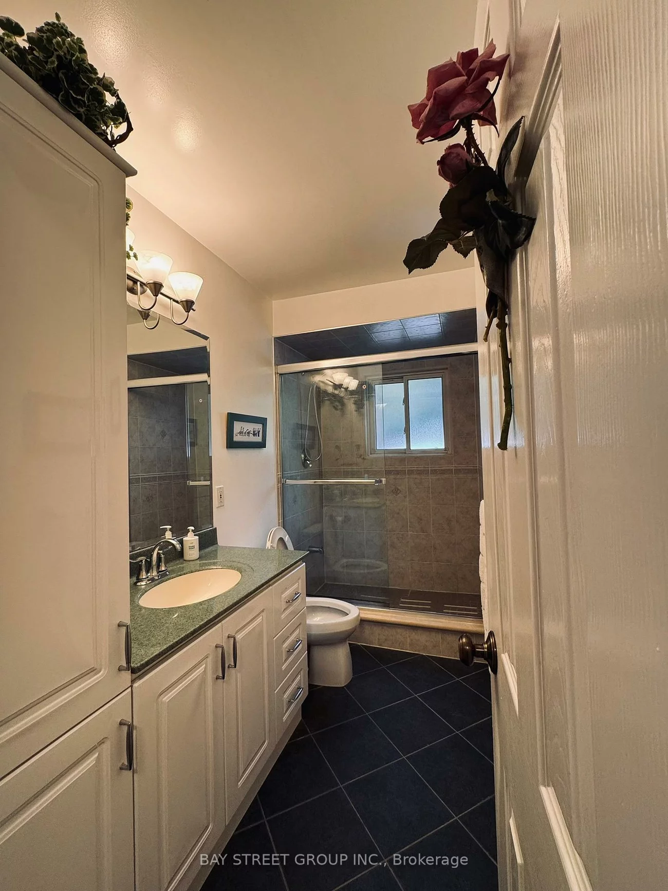 43, Appian, Bayview Village, Toronto