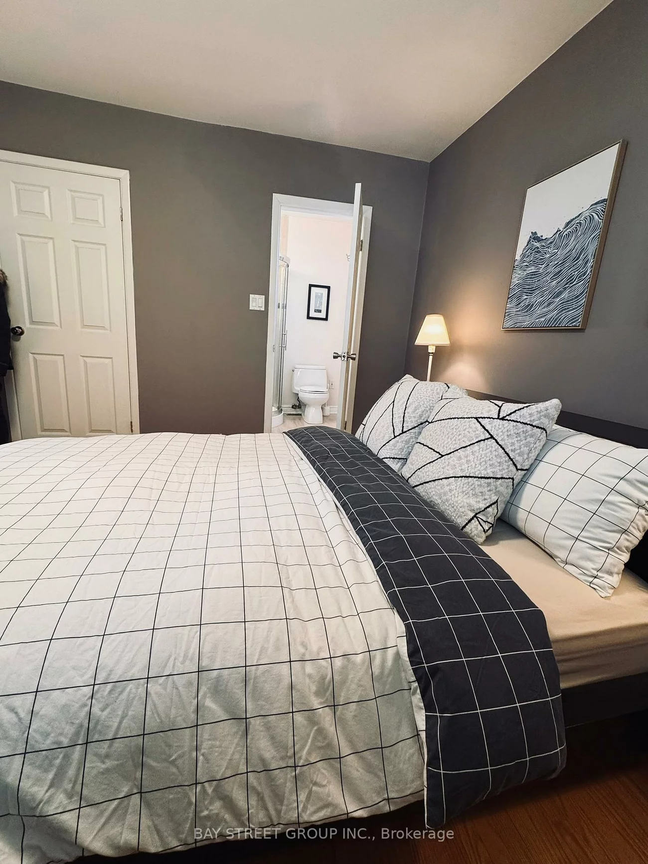 43, Appian, Bayview Village, Toronto