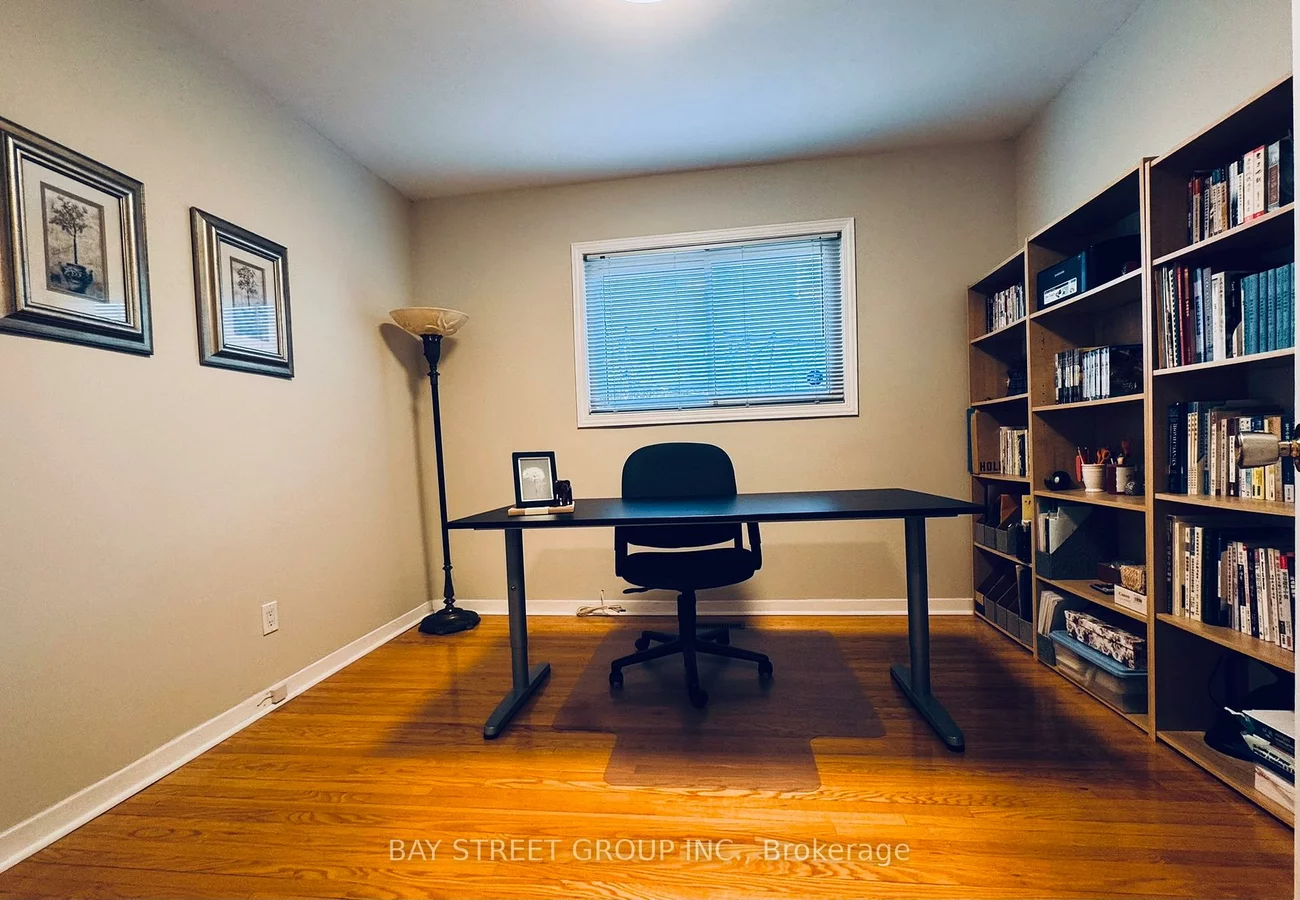 43, Appian, Bayview Village, Toronto