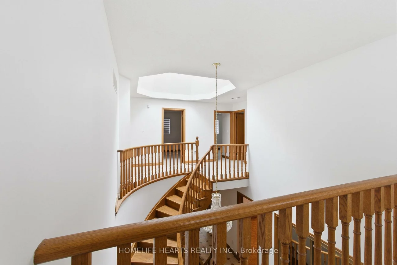 107, Pemberton, Newtonbrook East, Toronto