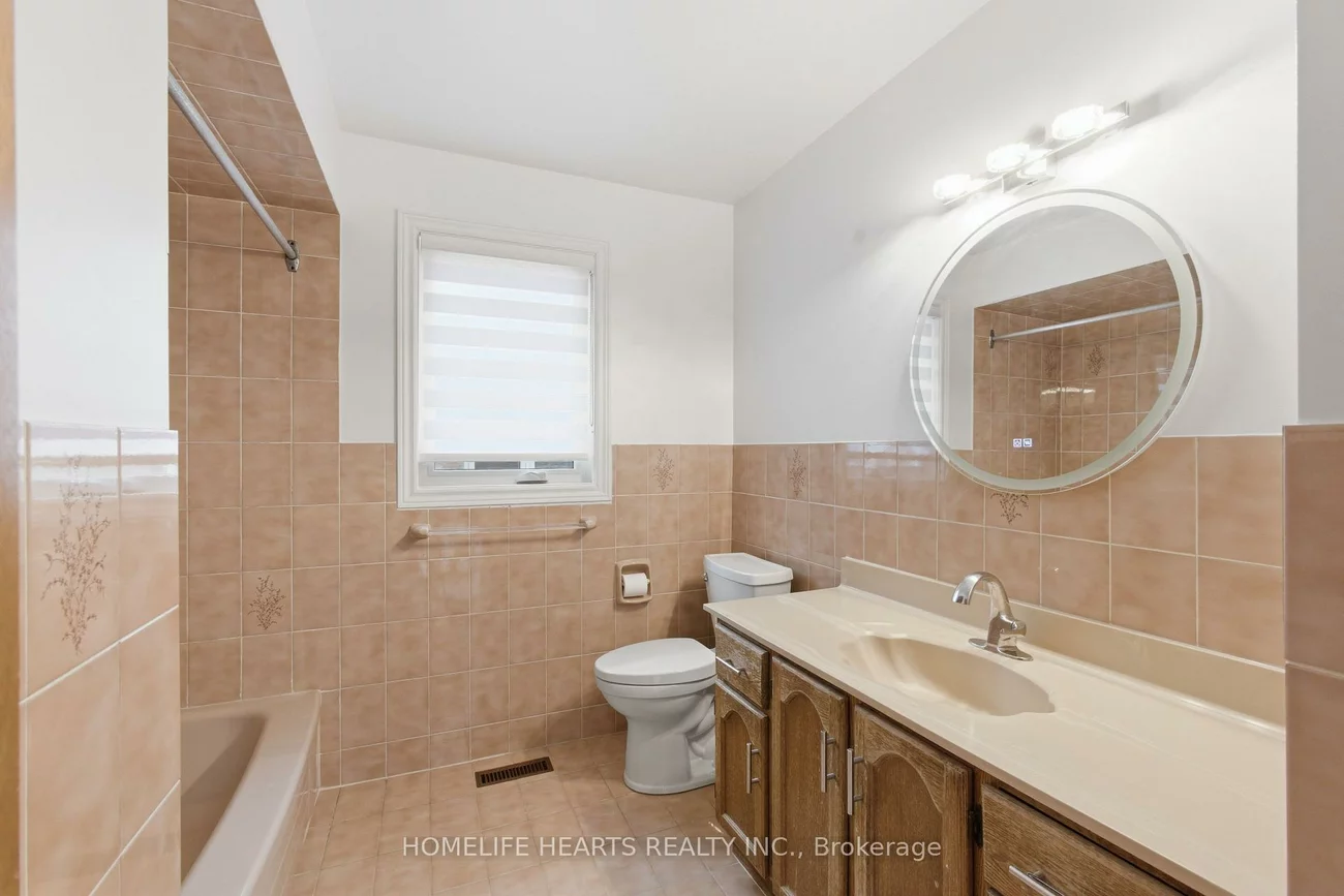 107, Pemberton, Newtonbrook East, Toronto