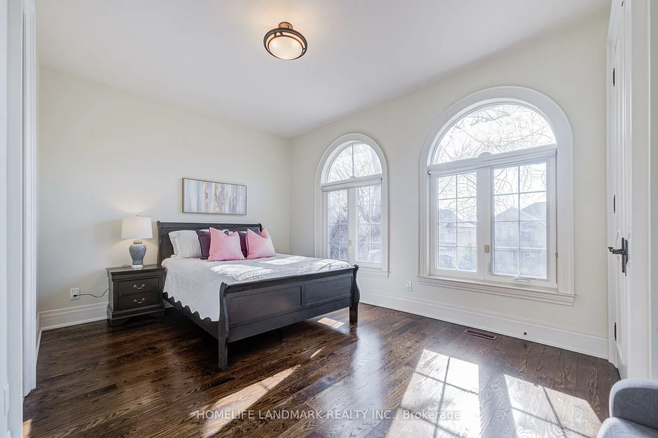 21, Kirkdale, Banbury-Don Mills, Toronto