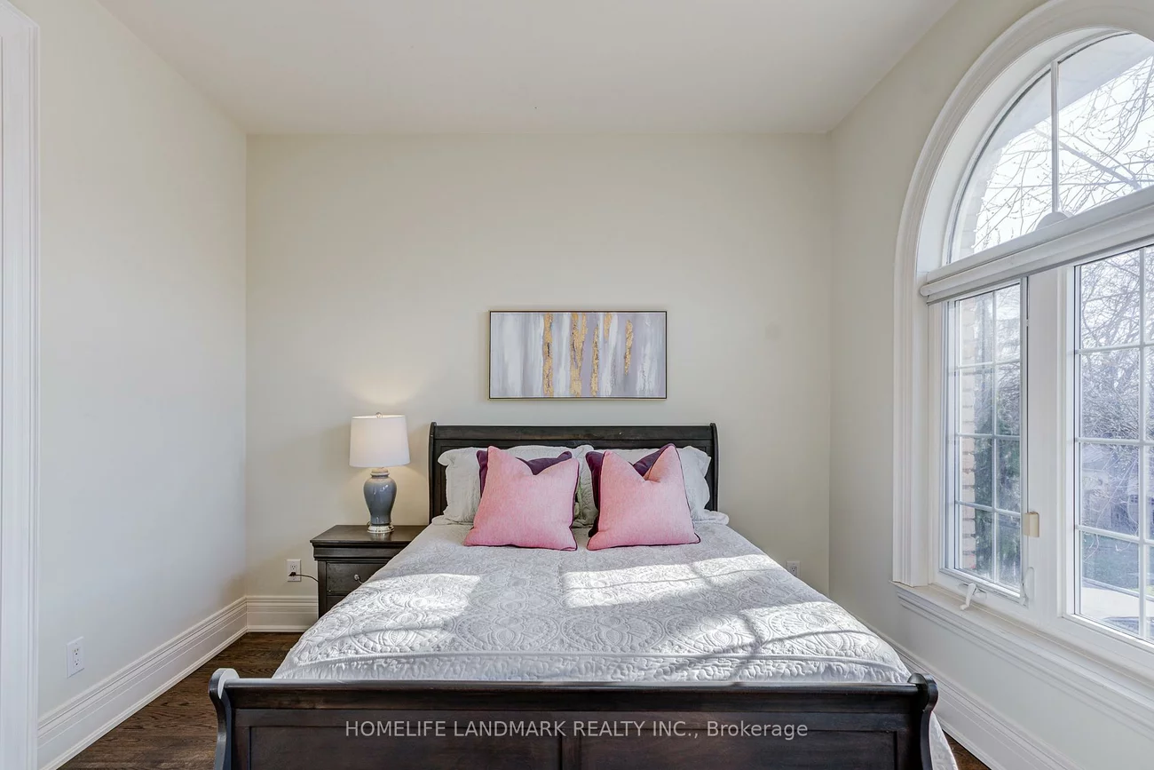 21, Kirkdale, Banbury-Don Mills, Toronto
