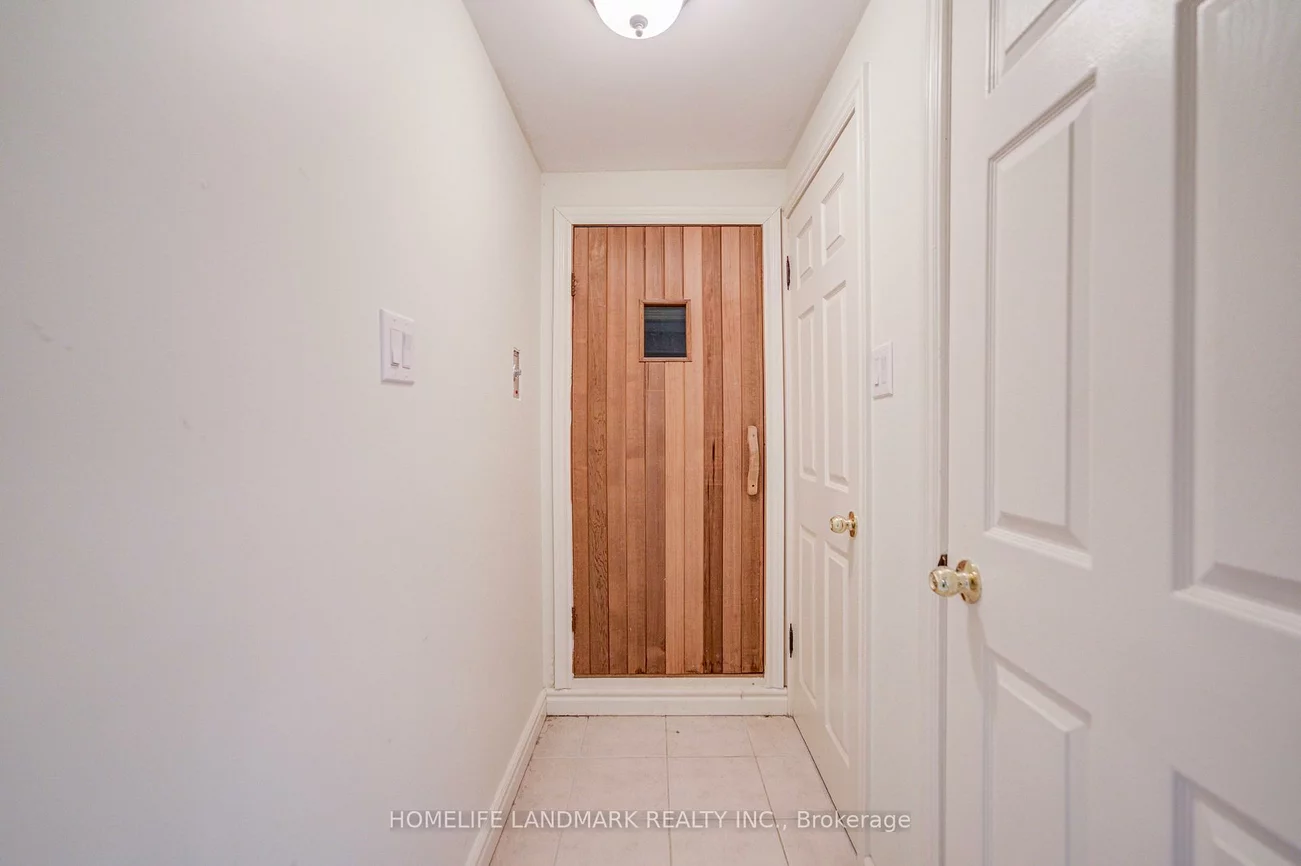 21, Kirkdale, Banbury-Don Mills, Toronto