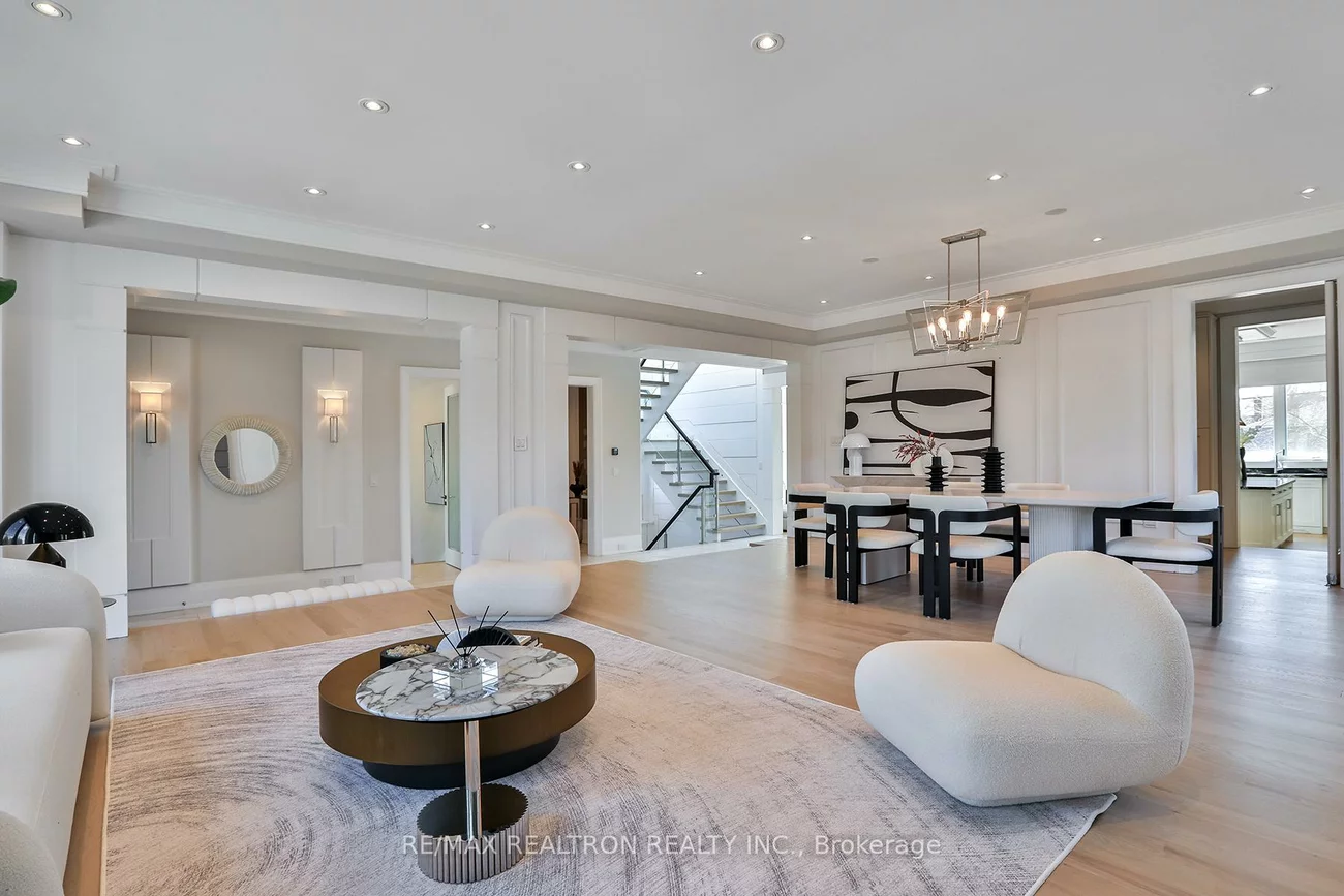261, Patricia, Newtonbrook West, Toronto