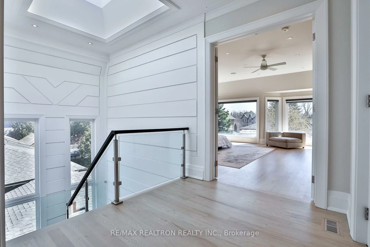 261, Patricia, Newtonbrook West, Toronto