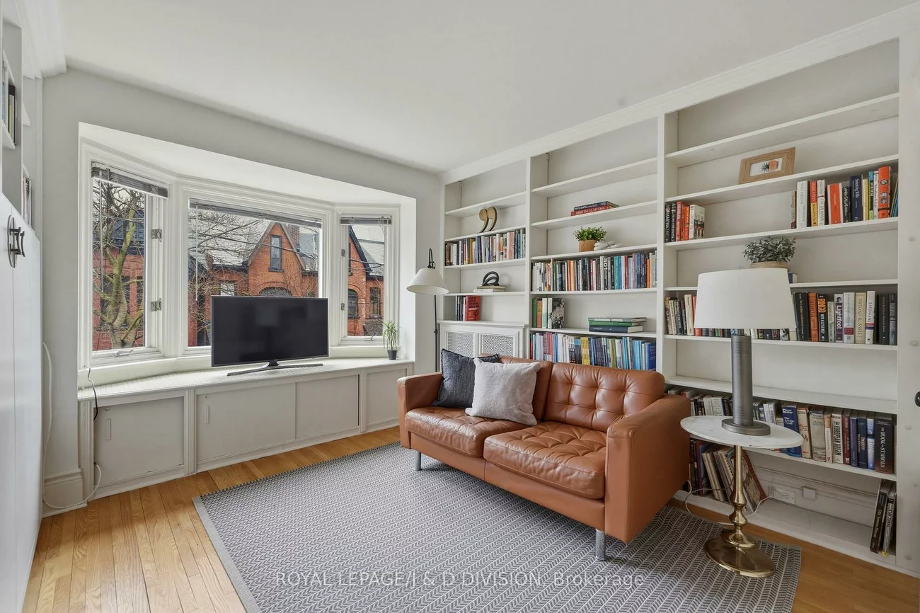 18, Tranby, Annex, Toronto