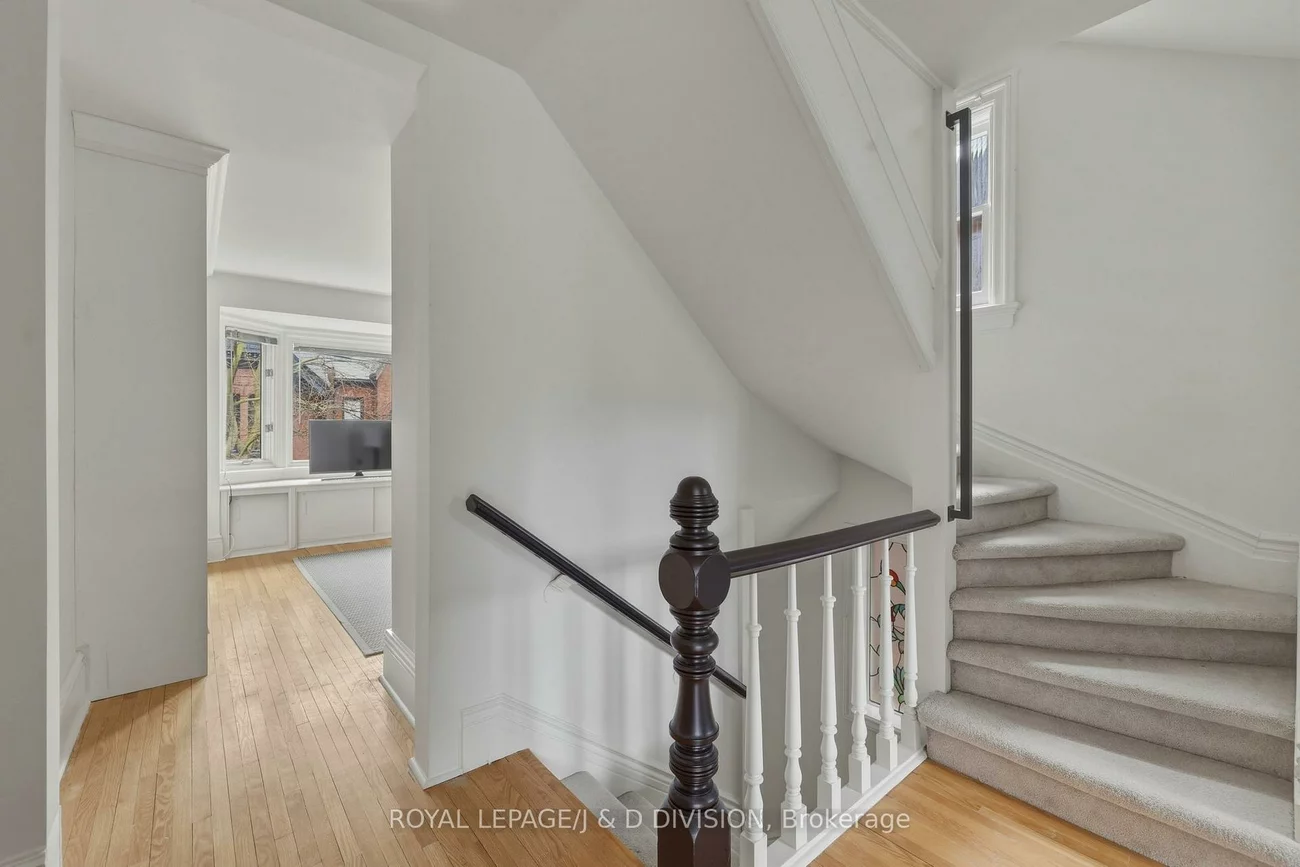 18, Tranby, Annex, Toronto