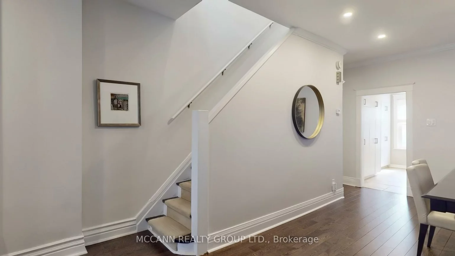 109, Sherwood, Mount Pleasant East, Toronto