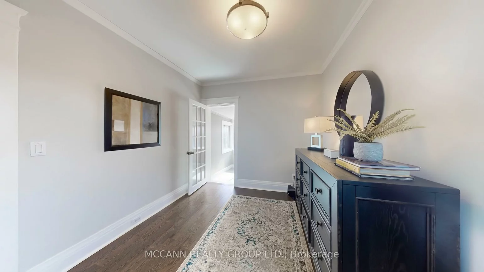 109, Sherwood, Mount Pleasant East, Toronto