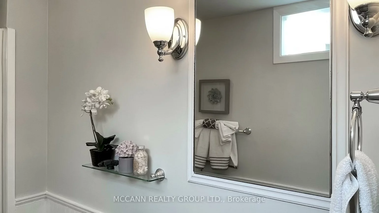 109, Sherwood, Mount Pleasant East, Toronto