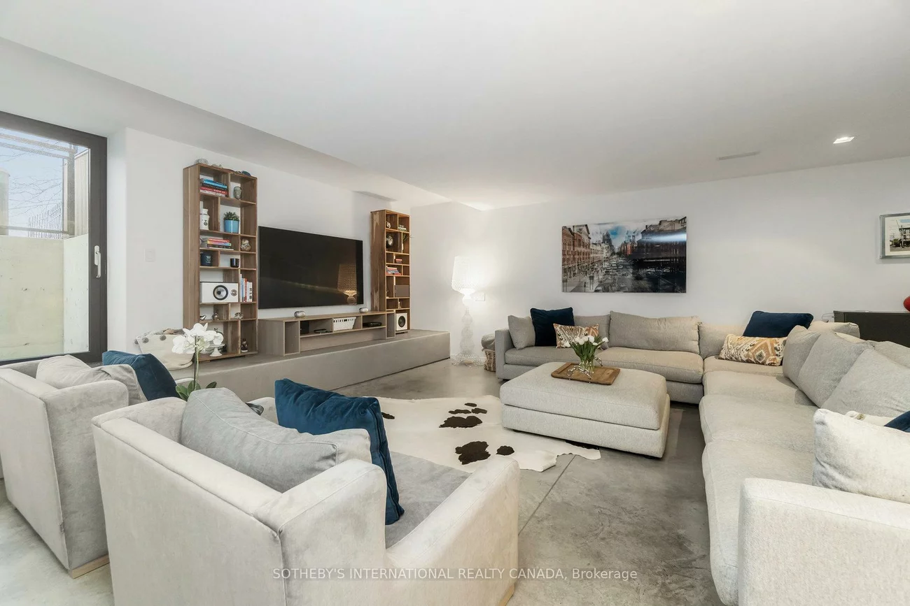95, Riverview, Lawrence Park North, Toronto