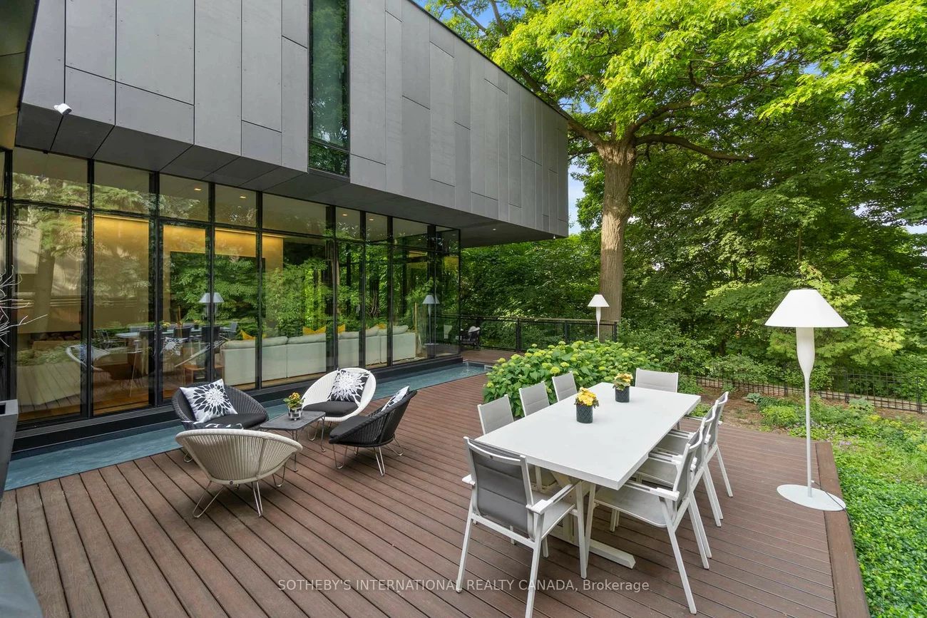 95, Riverview, Lawrence Park North, Toronto