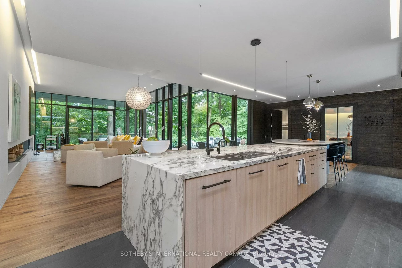 95, Riverview, Lawrence Park North, Toronto