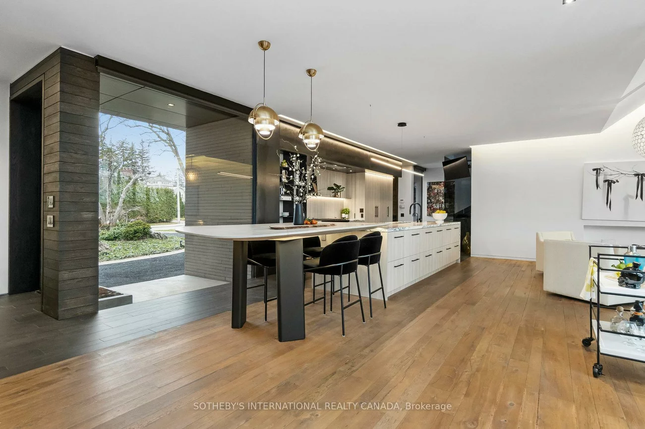 95, Riverview, Lawrence Park North, Toronto