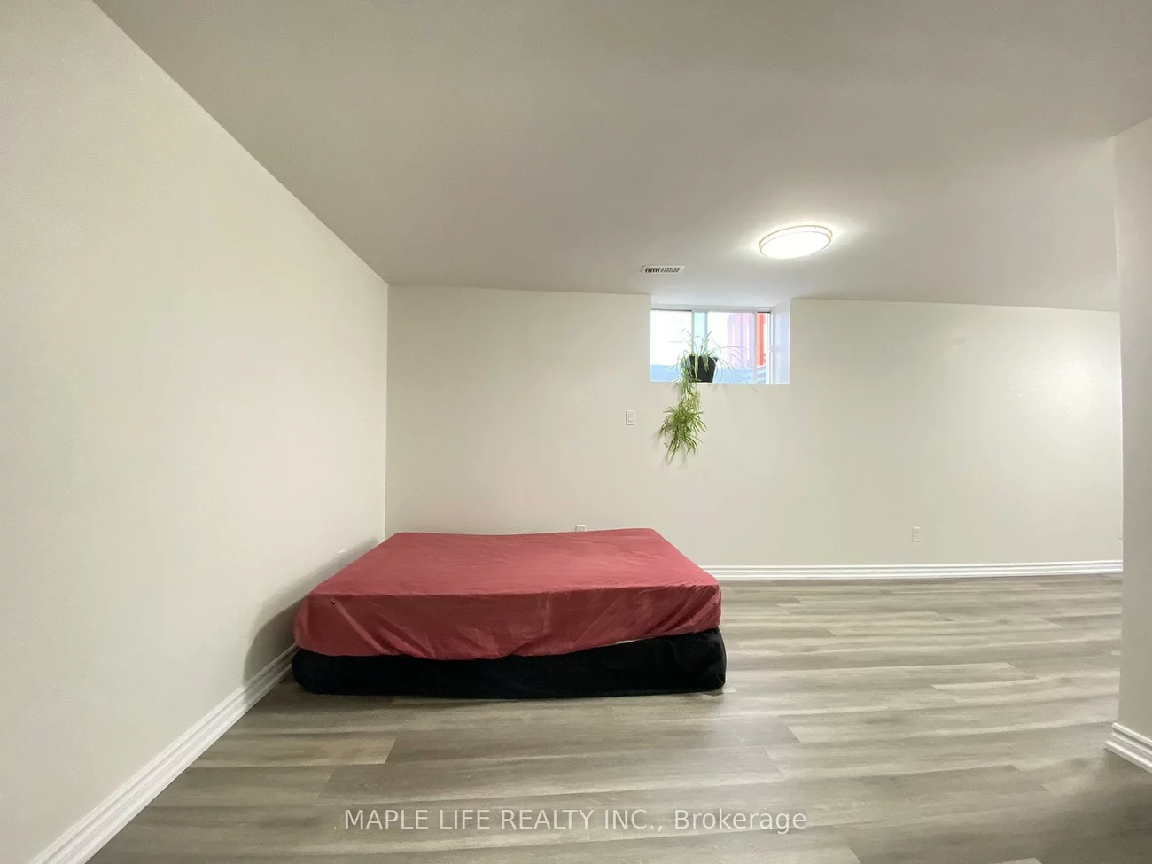 16, Lyndale, Willowdale East, Toronto