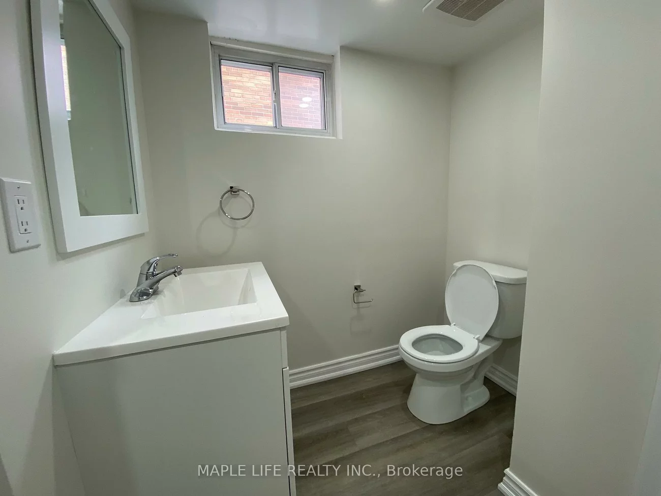 16, Lyndale, Willowdale East, Toronto