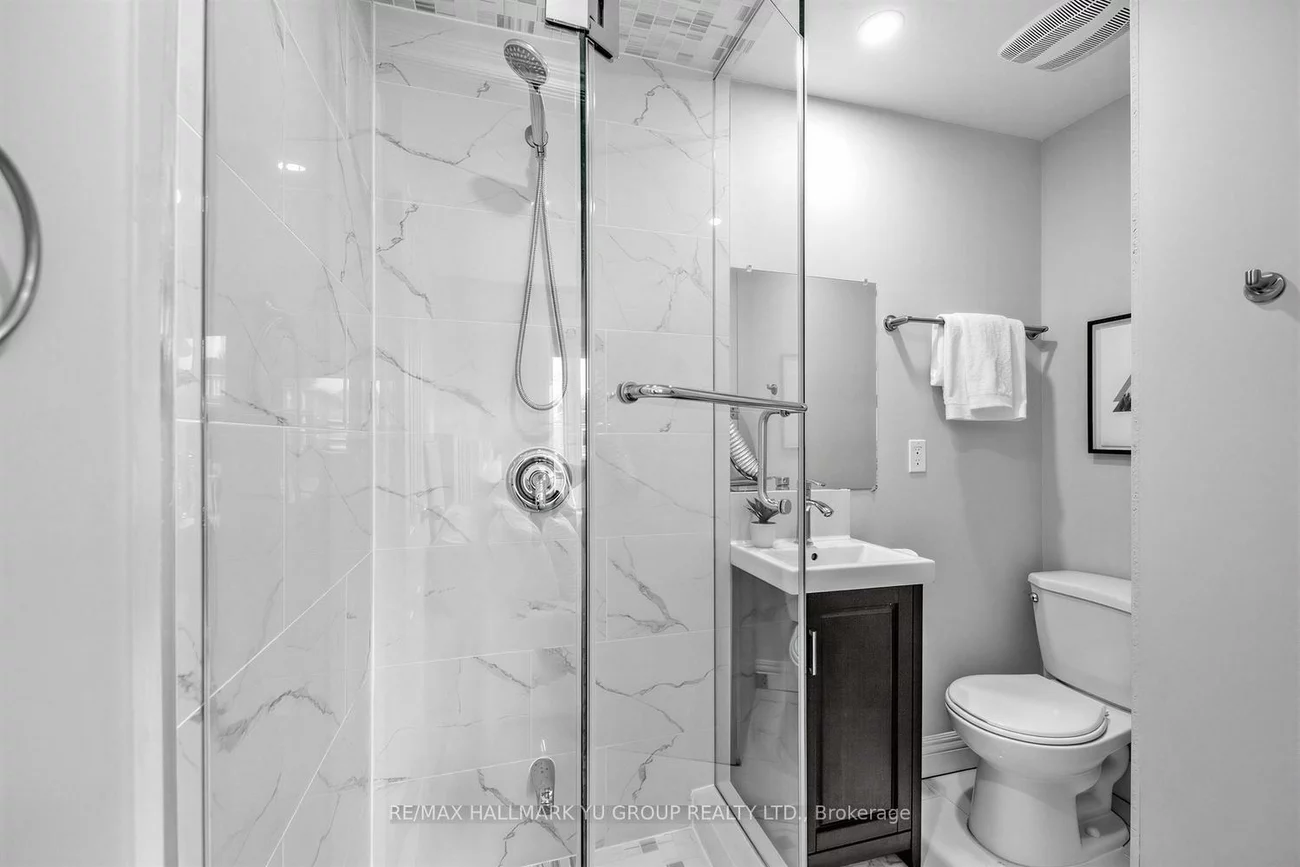 9, Clydesdale, Pleasant View, Toronto