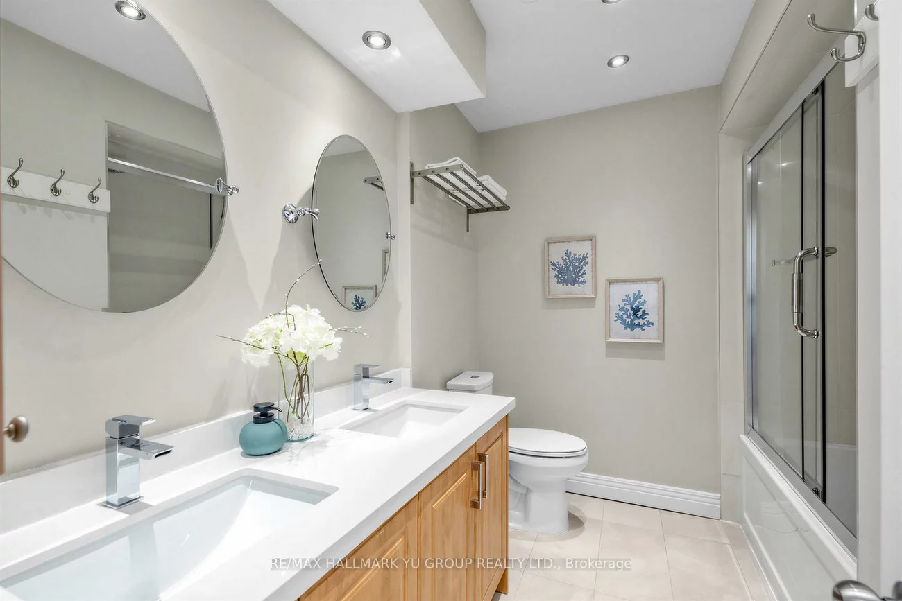 9, Clydesdale, Pleasant View, Toronto