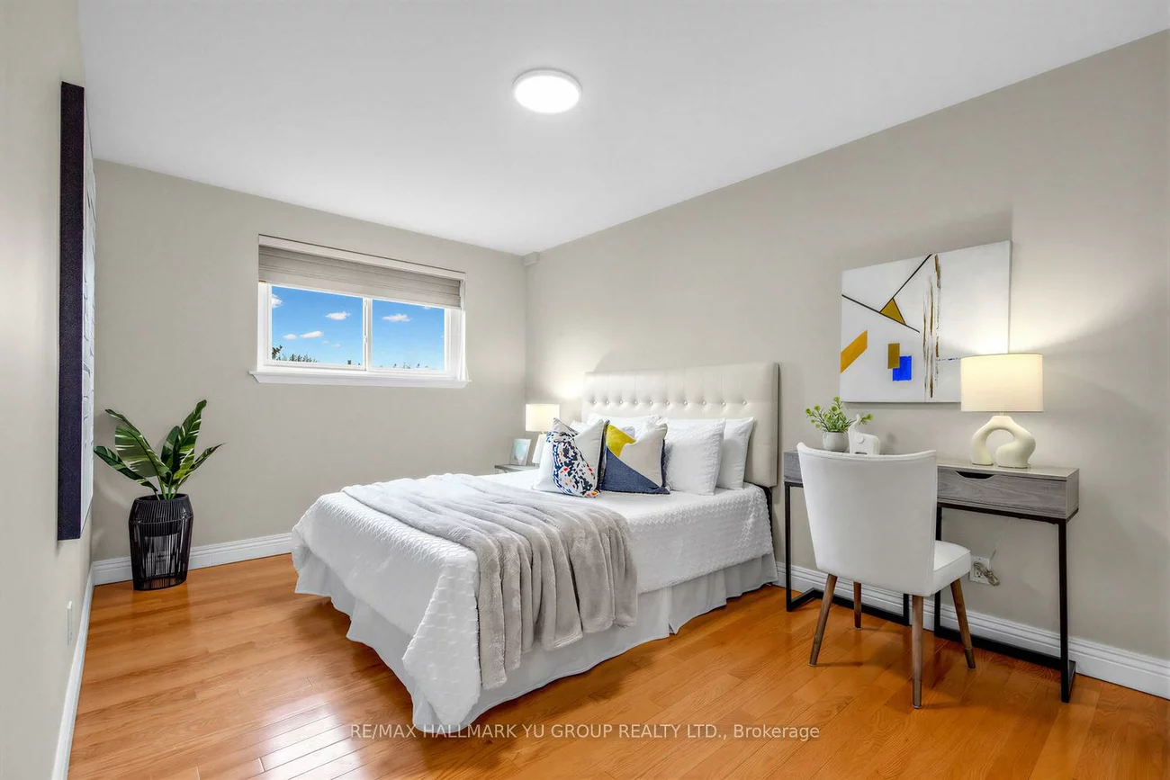 9, Clydesdale, Pleasant View, Toronto